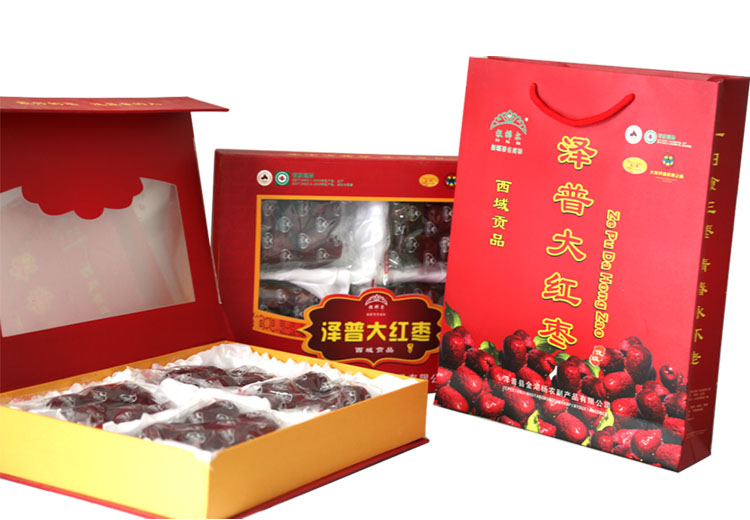 主薛祖娜(沈春燕饰)