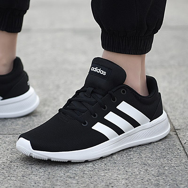 adidas阿迪达斯男鞋春季运动鞋轻便休闲健身训练跑步鞋低帮网面透气慢跑鞋子H04286 H04286黑白配色42.5【图片价格品牌报价】-京东