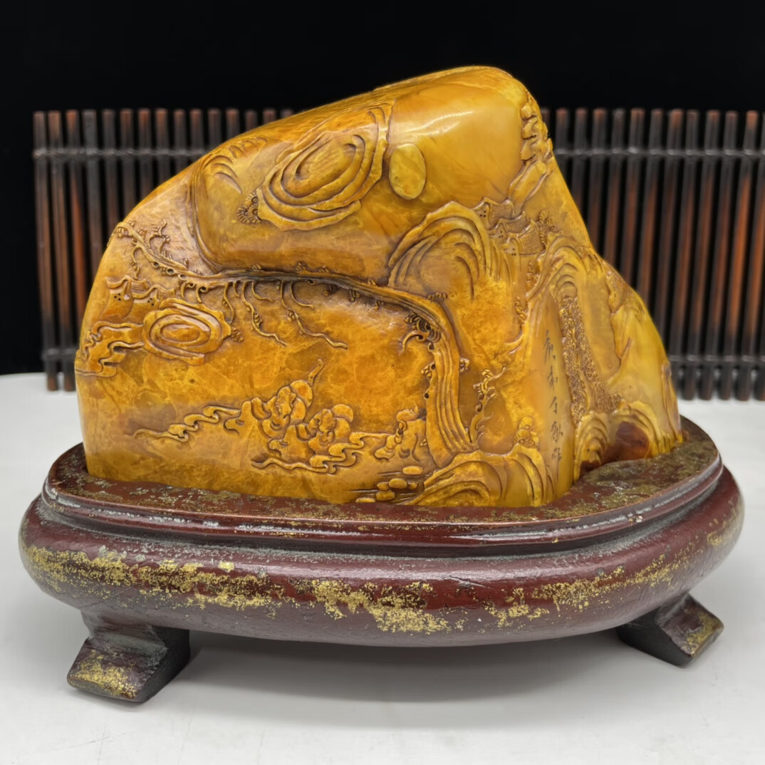 旧藏庚申年篆刻家【丁敬】刻石，木盒典藏珍品寿山田黄石雕刻随形