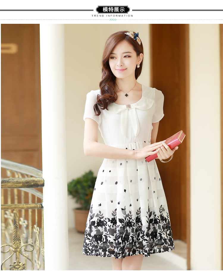 2015 URKK dress in summer long Korean snow woven large code short-sleeve floral waist in cultivating A Field dress girls black spend 4 XL pictures, price, brand platters! Elections are good character, the national distribution, so why buy now enjoy more preferential! Health