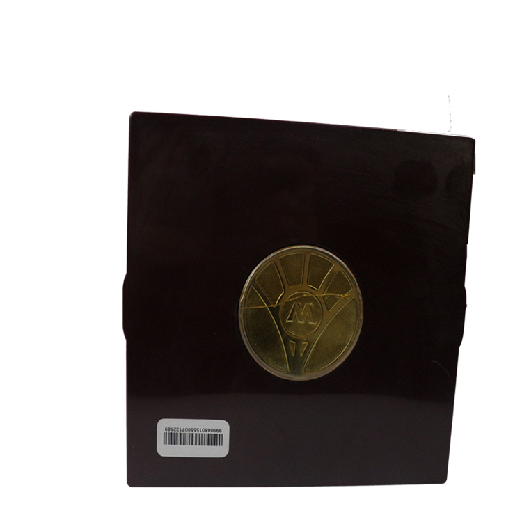 宜宾市五粮液股份有限公司出品感恩酒 感恩白