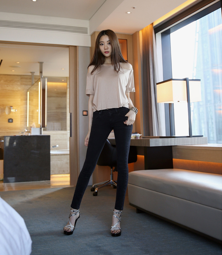 
                                        TOOSEX2016秋装新款高腰纯黑色牛仔裤女 长裤小脚裤修身显瘦铅笔裤棉弹不掉色不沾毛 纯黑色 28码                
