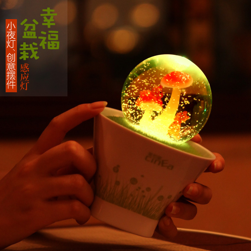迷你时尚小夜灯 七夕浪漫情人节手机充电usb声控起夜喂奶灯 埃菲尔铁塔