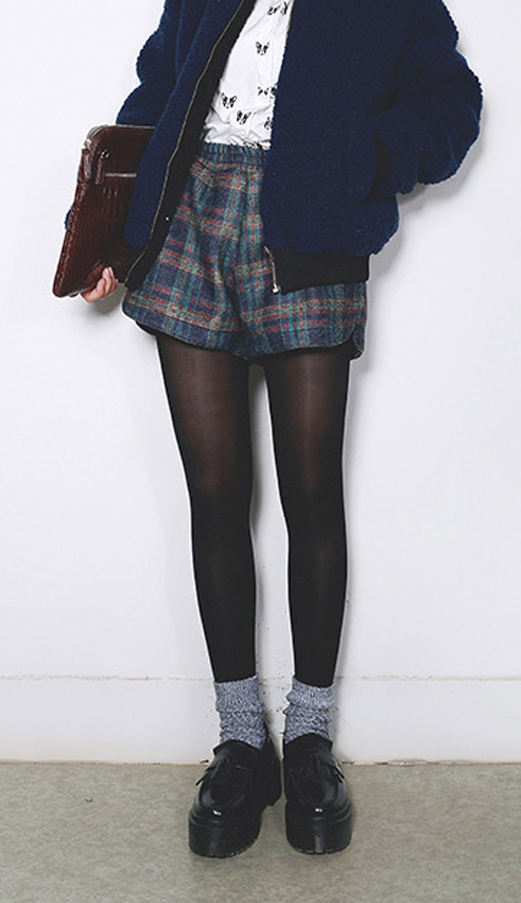 Motome square thick sister larger autumn and winter wild shorts 2015 autumn and winter to xl elastic waist latticed gross a shorts are the 5222 recommendation of the brown checkered 5XL 180-210 weight to the burden, prices, brand image of Platters! The elections are supplied in the national character of distribution, so action, buy now enjoy more preferential! As soon as possible.