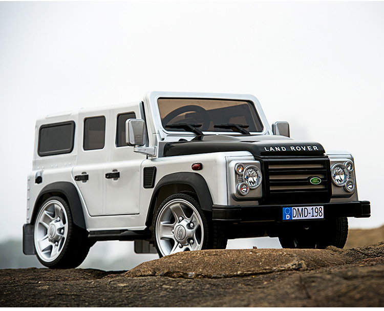 20加上版本的路虎揽胜行政3.0T柴油版的天津礼物车