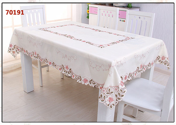 
                                        凡轩 贡缎绣花餐桌布茶几布田园台布 货号 70196 桌布 130*180cm                