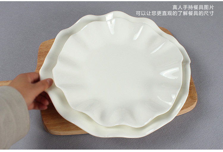 
                                        丝贝美瓷（seabird） 纯白酒店陶瓷餐具创意荷叶莲叶汤盘平盘菜盘盘子 12英寸                