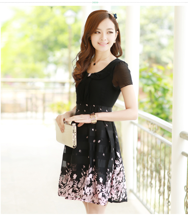 2015 URKK dress in summer long Korean snow woven large code short-sleeve floral waist in cultivating A Field dress girls black spend 4 XL pictures, price, brand platters! Elections are good character, the national distribution, so why buy now enjoy more preferential! Health