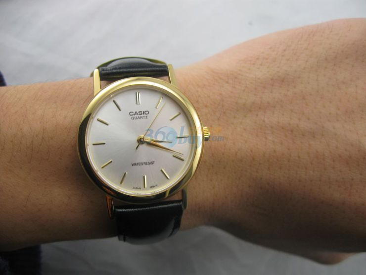 卡西欧 Casio 石英表男士手表 黑色皮带圆形指