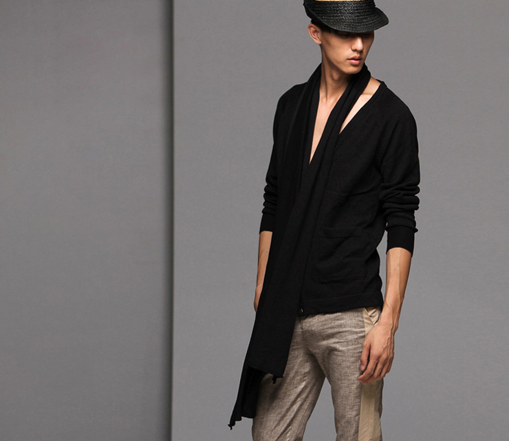 非池中男装 新款 长袖 带<em>围巾 开衫</em> 毛衣 13240