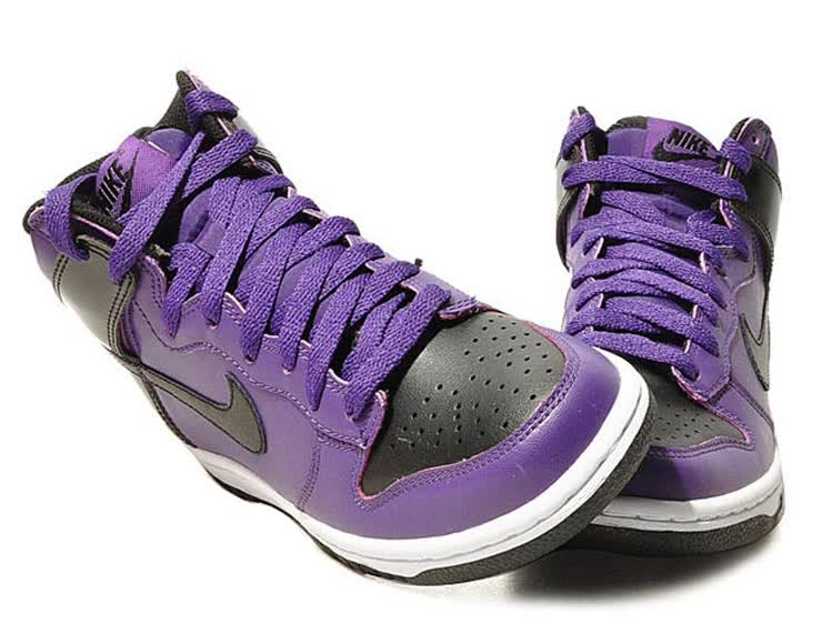 <em>耐克nike+女士板鞋</em>