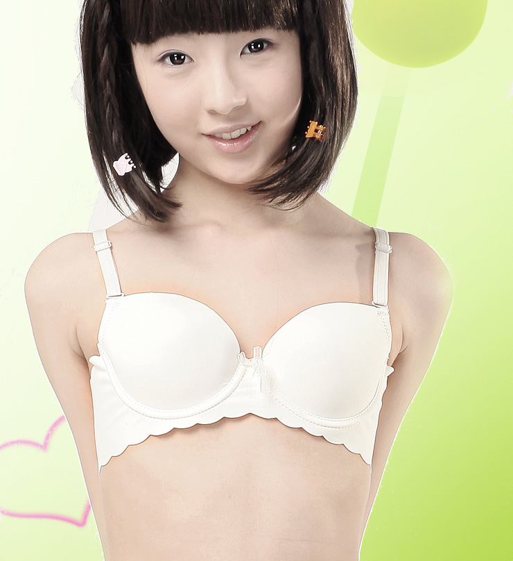 可娃衣罗马假日无痕底裤 <em>少女</em>内衣 舒适内裤