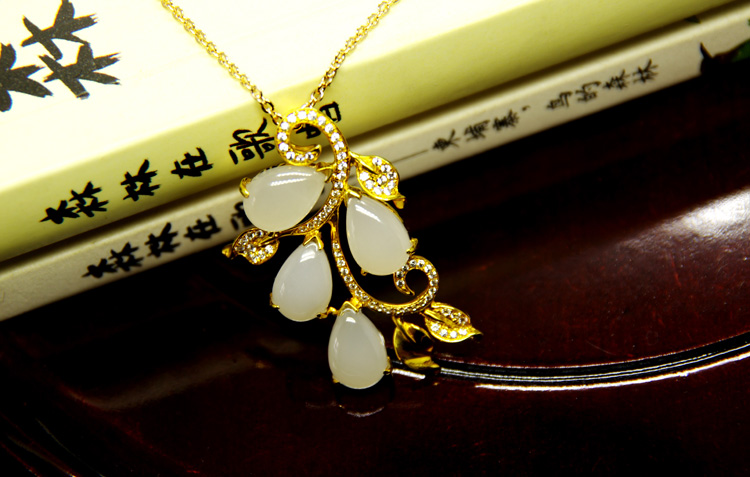 钰媚珠宝 和田羊脂玉18K金镶玉挂件y0008在京