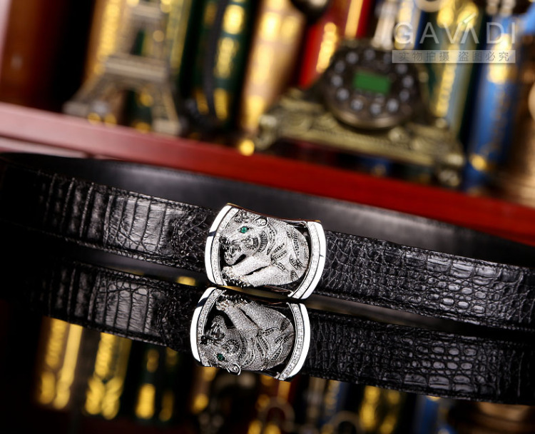 鳄鱼皮皮带男士腰带哪种好 男士手机腰包穿皮