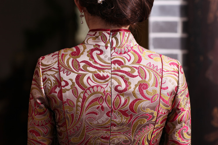 连衣裙花色哪里买卖比较好的 旗袍式连衣裙价