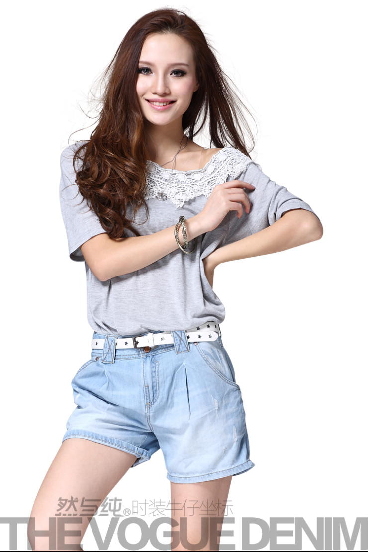 然与纯 女士宽松直筒牛仔裤短裤热裤夏装薄款浅蓝色欧美风时尚休闲女裤R858 浅蓝色 26码(一尺九)
