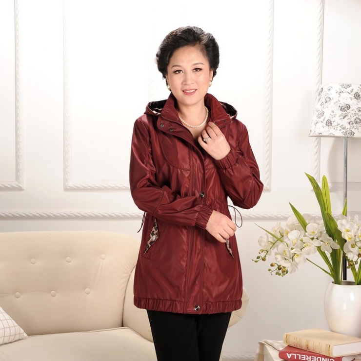 中老年女装妈妈装春秋装新新款中年女装连帽长