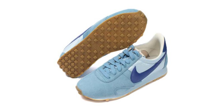 <em>耐克</em>(<em>Nike</em>)2013新款<em>女子阿甘跑步鞋</em>555258-4