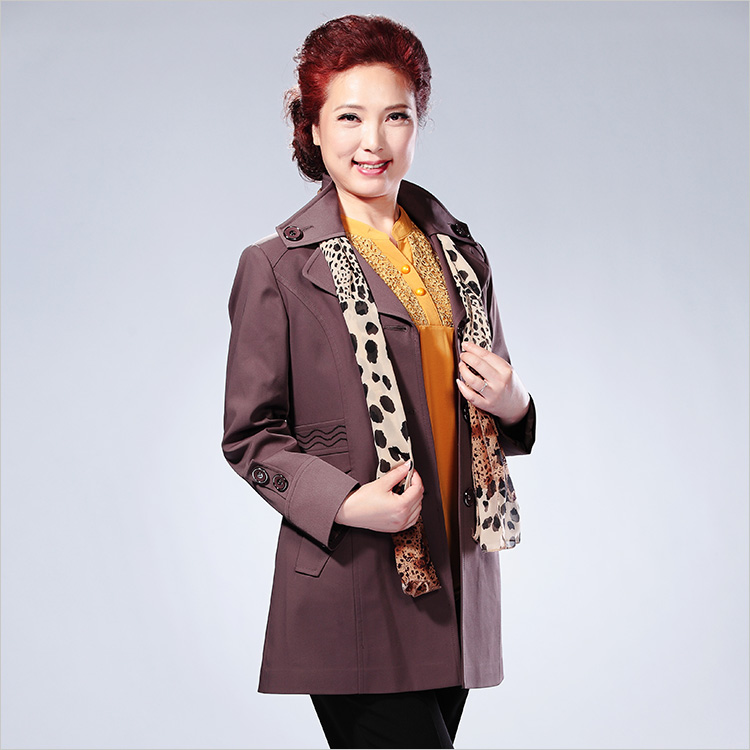 <em>京东商城</em> 甜妈 中老年秋装外套女中年<em>女装风衣</em>