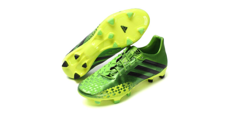 didas阿迪达斯2013新款男子猎鹰系列足球鞋Q