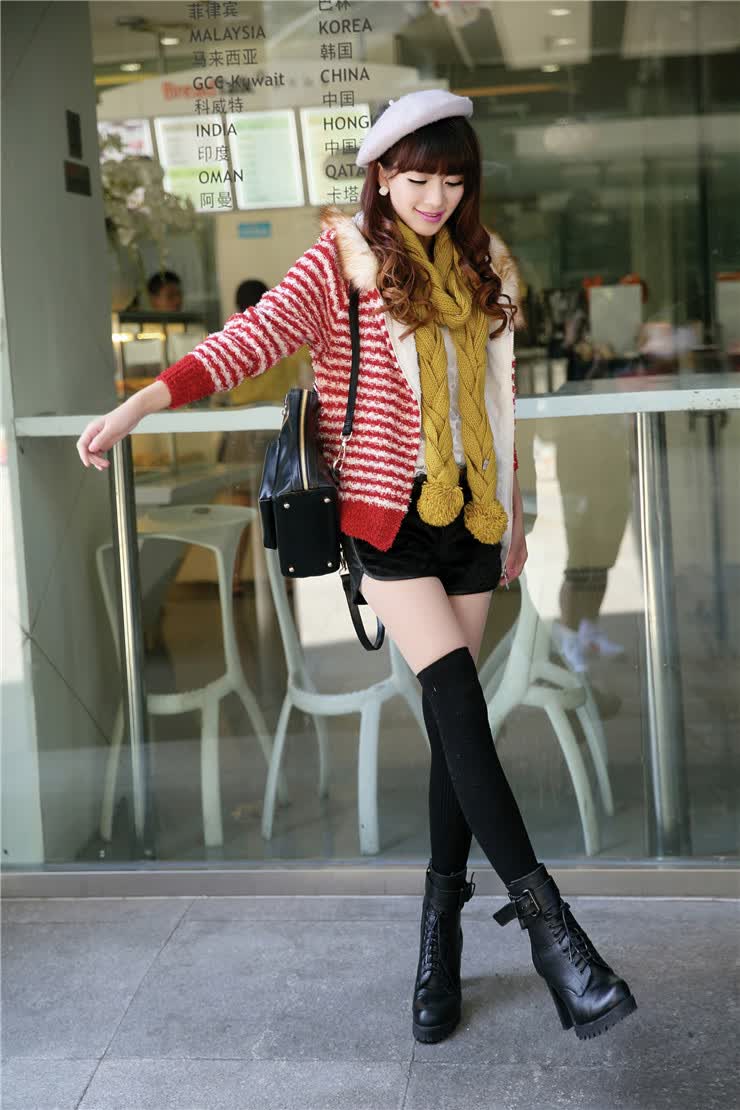 艾逸朵彩色条纹<em>加绒加厚</em>短款<em>毛衣外套</em>女式新款