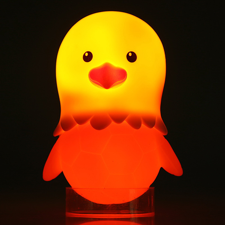 小萌鸡玩具摆件 搪胶玩偶 发声发光 四大球造型