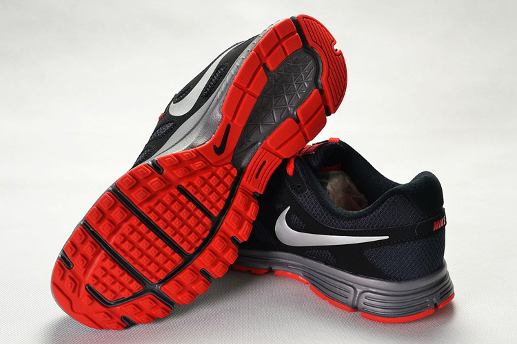 NIKE耐克男鞋 2013男款舒适跑步鞋运动鞋554