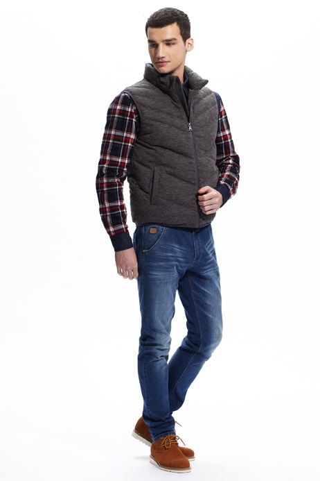 美特斯邦威<em>男</em>绗缝针织<em>羽绒马夹</em> 238415 <em>棕色</em>组