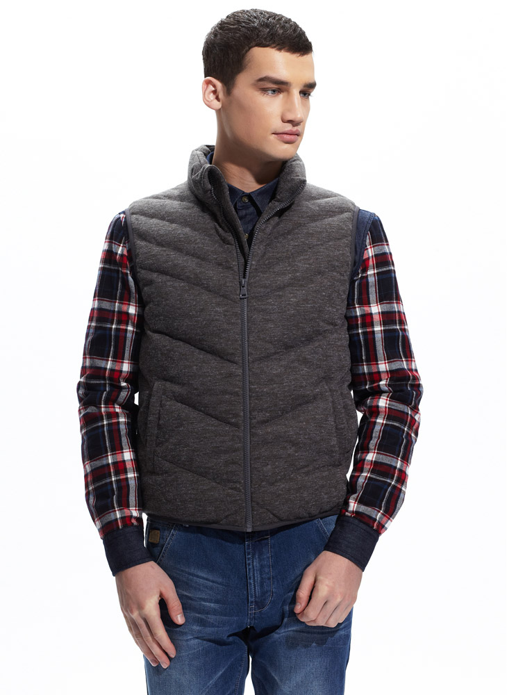 美特斯邦威<em>男</em>绗缝针织<em>羽绒马夹</em> 238415 <em>棕色</em>组