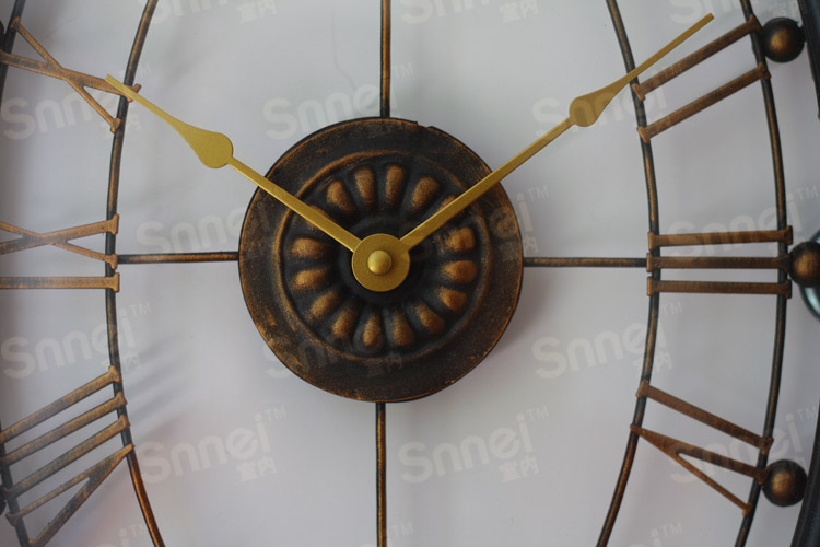 
                                        Snnei室内 铁艺艺术钟表欧式风格挂钟 客厅创意墙钟 个性家用装饰壁挂钟壁饰                