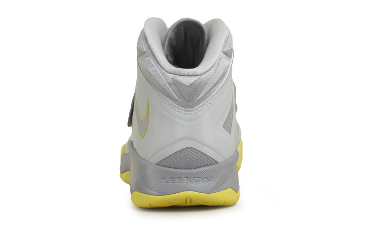 Nike Zoom Soldier VII 詹姆斯士兵7代篮球鞋 5