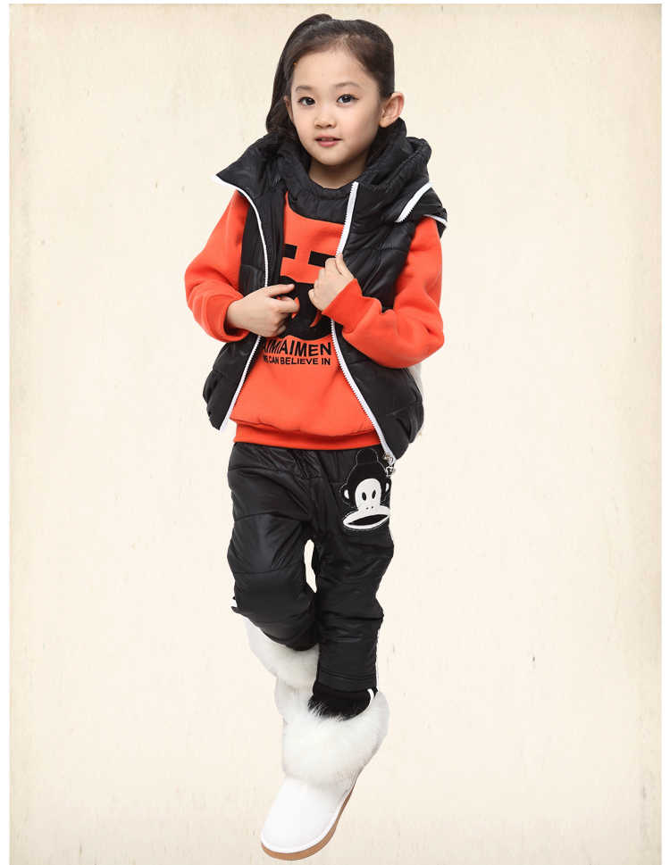 贝特乐 2013新款女童装冬款大嘴猴图案加厚马