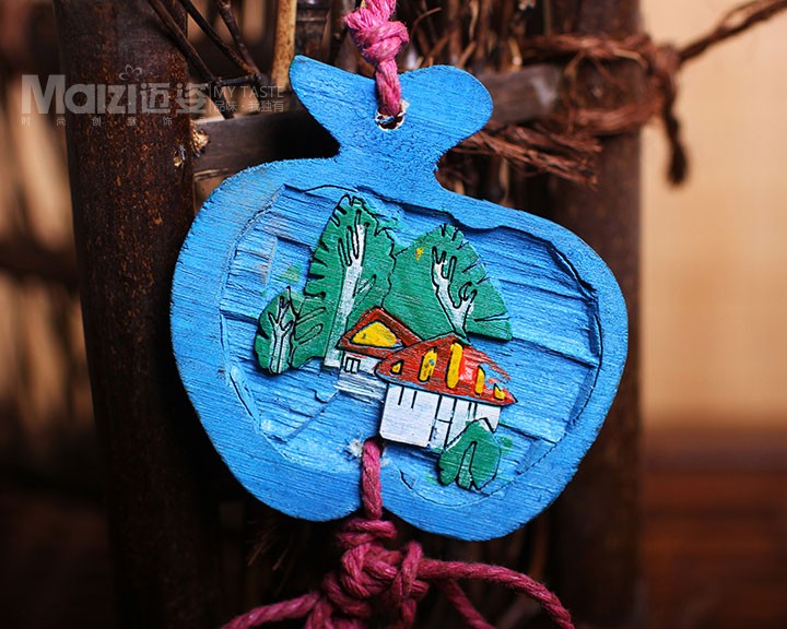 云南民族特色工艺品 东巴文化木刻风铃挂件挂