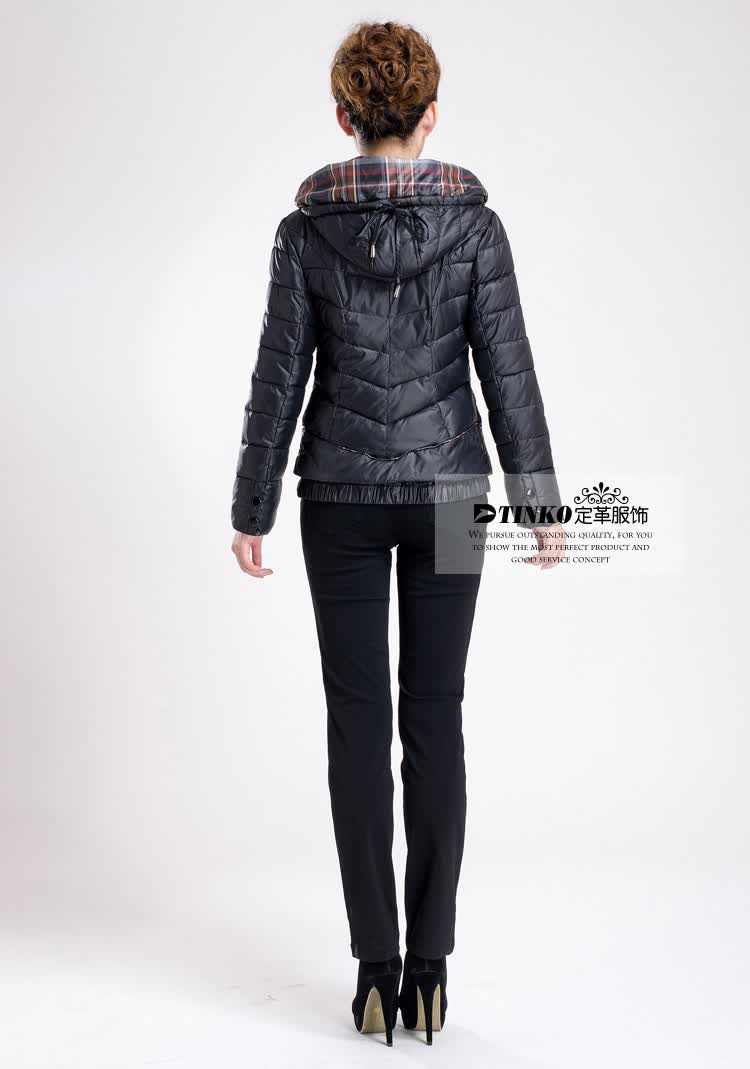 中年女装秋装新款长袖<em>棉衣中老年</em>外套<em>女式</em>秋冬