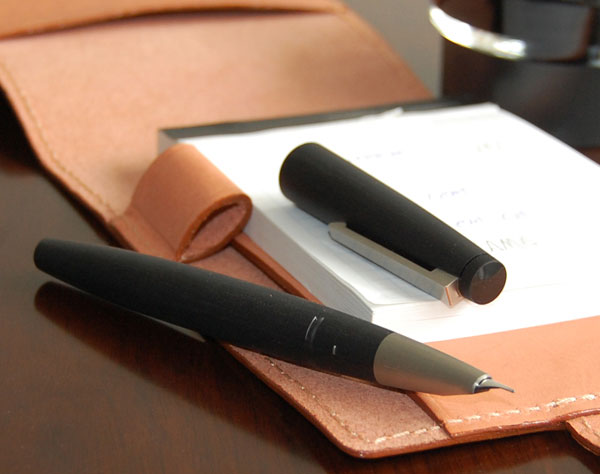 凌美lamy+2000系列+玻璃纤维