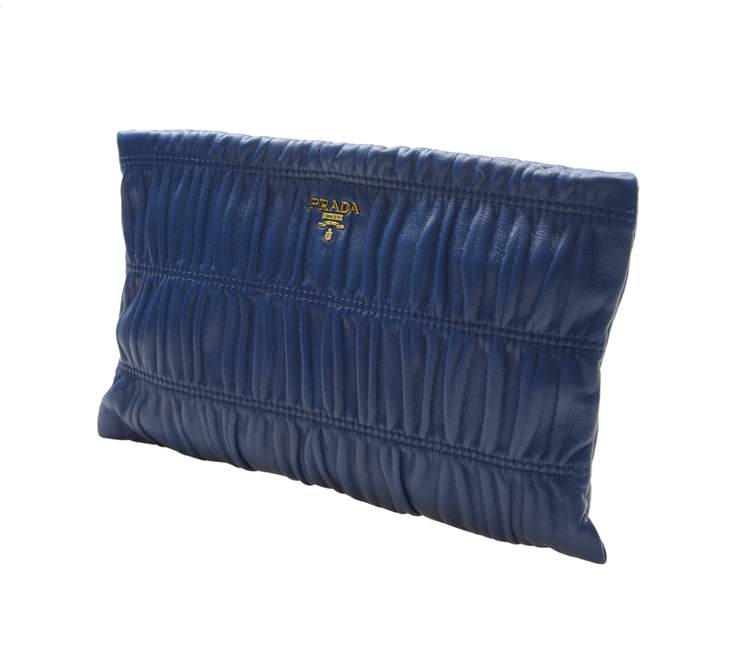 PRADA普拉达女包 深蓝色羊皮手拿包包BP05