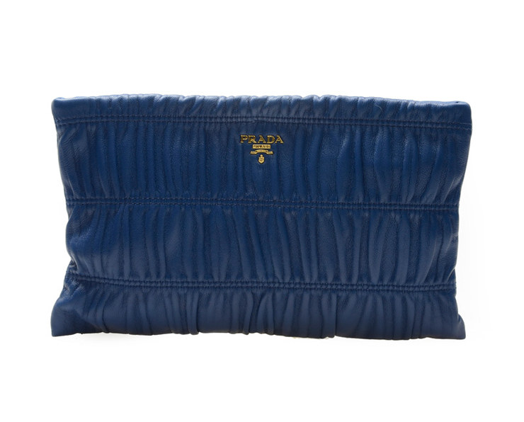 PRADA普拉达女包 深蓝色羊皮手拿包包BP05