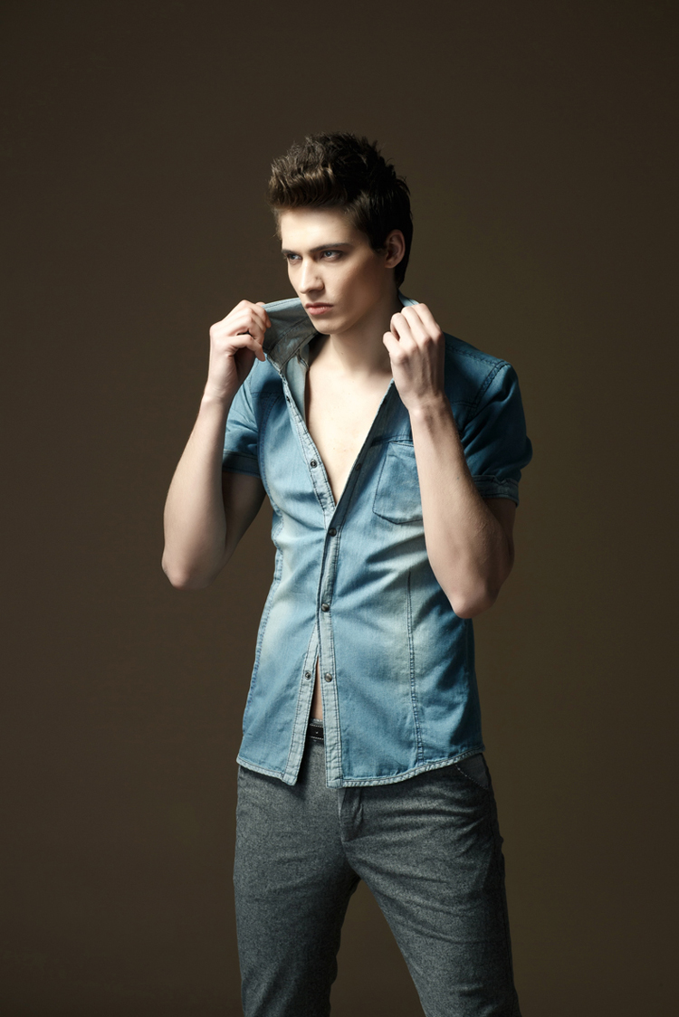 男士衬衫 春夏装<em>牛仔</em>衬衫<em>男外套</em>修身<em>大码</em>男士