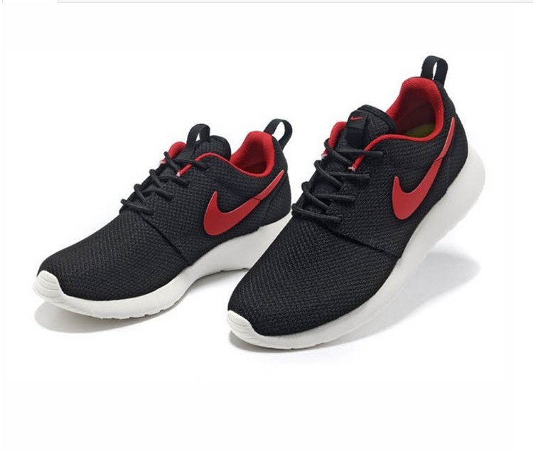 Nike 耐克 透气跑鞋休闲运动鞋 男鞋 超轻跑步鞋
