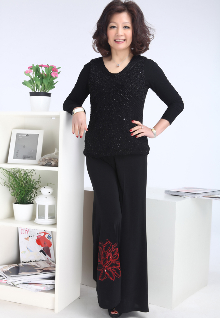 乐卡索 中老年女装特大码时尚妈妈大码裤子中老年女装大花喇叭裤子