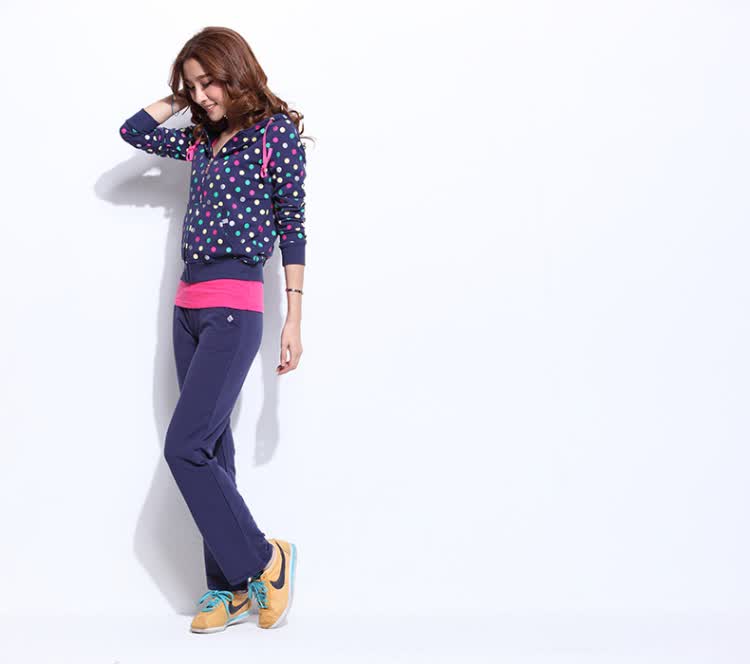 <em>卡洛西娅</em> 春秋韩版长袖开衫带帽卫衣<em>女</em> 休闲套