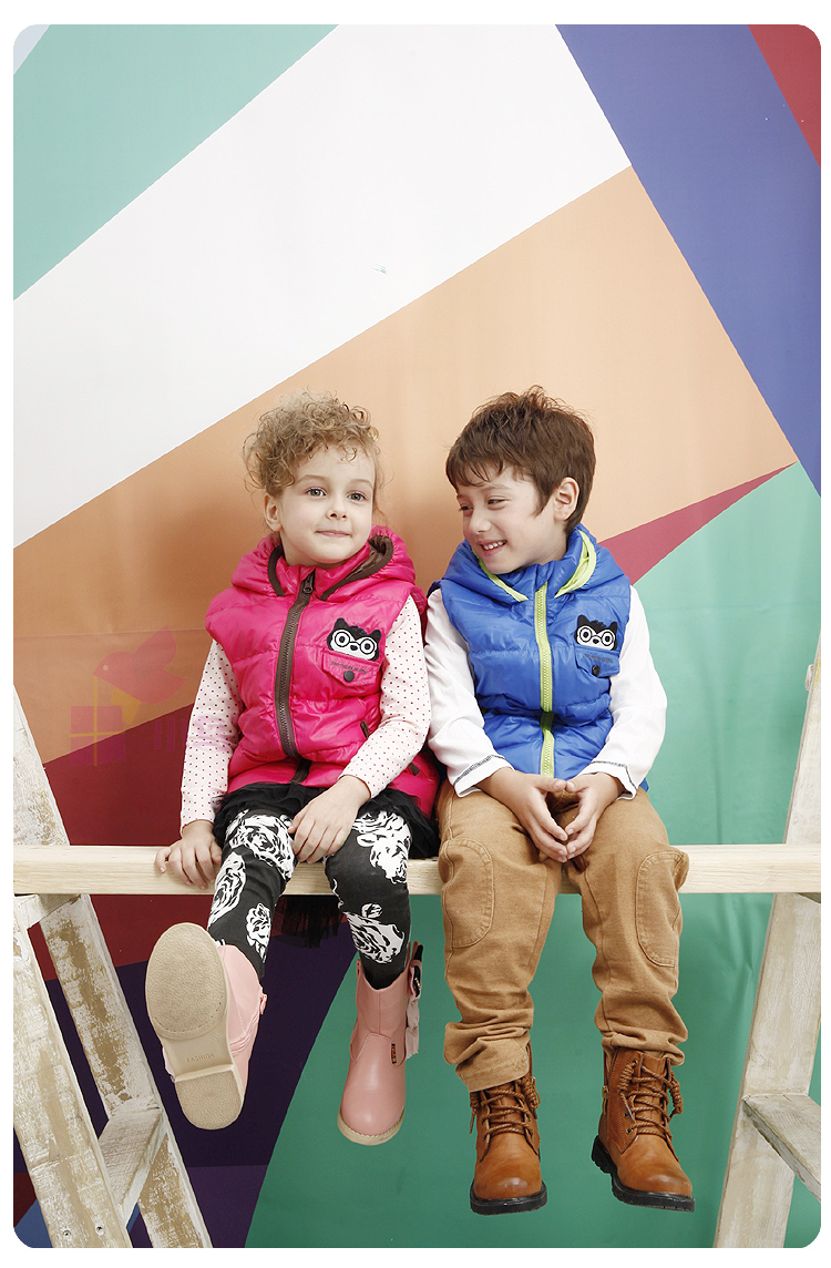 <em>小猪卡米</em>女童时尚动感短款儿童<em>羽绒马甲</em>G305