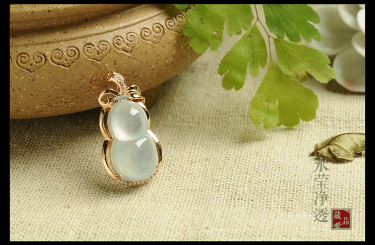 葫芦吊坠 18K金带钻石翡翠a货玉坠 精品 仅此