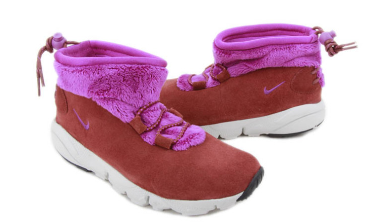 耐克Nike360女鞋户外鞋 454530-201 棕色 35.