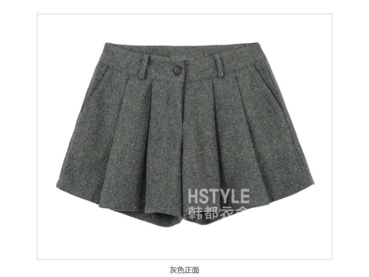 都衣舍 2012秋装新款女装纯色百褶<em>毛呢短裤</em>F