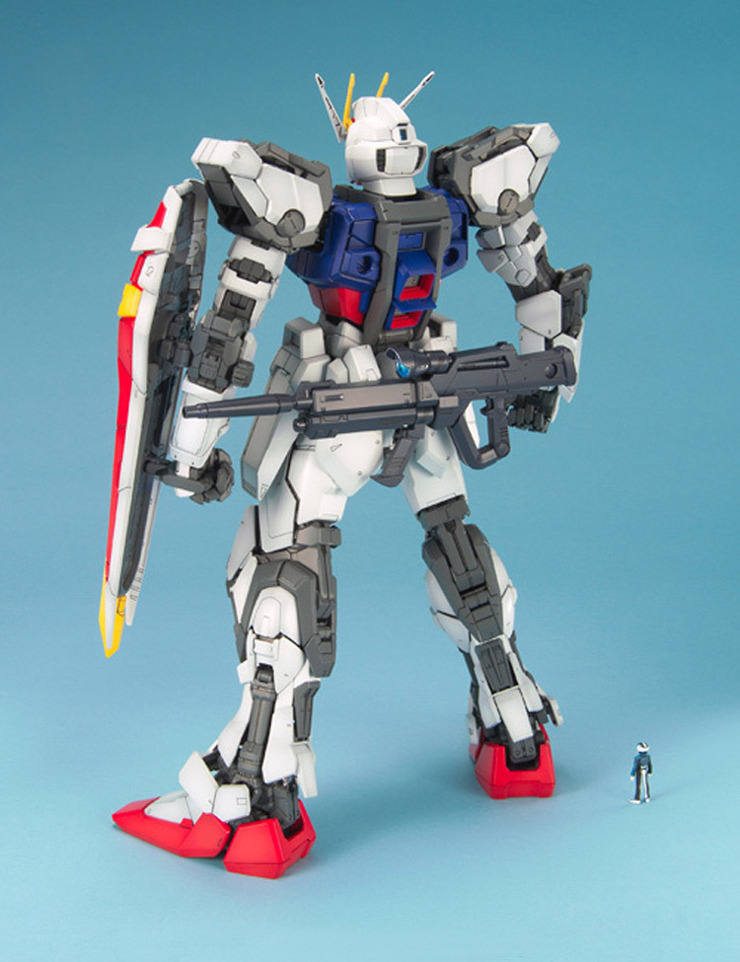 万代bandai 高达模型 pg版 1:60 gat-x105 strike gundam 白色强袭