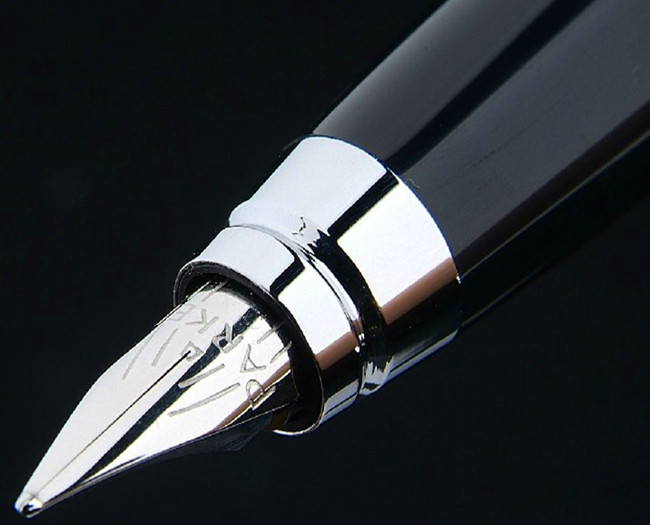 派克(Parker)都市海洋蓝白夹墨水笔 钢笔 价格