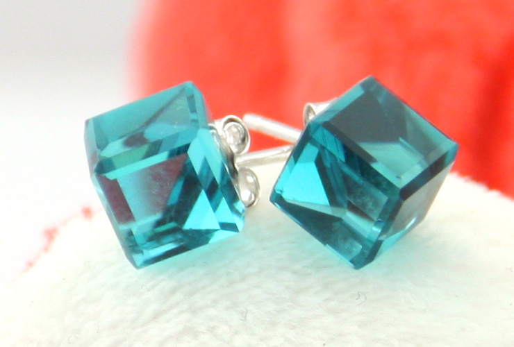 消毒耳钉牌子好不好 香奈儿耳钉哪款好评价