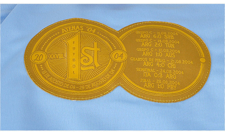 Puma 男 足球概念系列阿根廷蓝别致logo拉链开