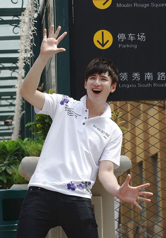 天籁之城 2012夏装新款女装夏季情侣t恤短袖韩